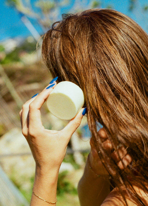 Unpackaged Leave-In Styling Bar