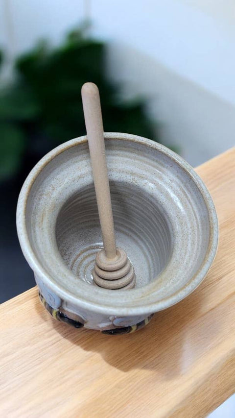 Bee Honey Pot