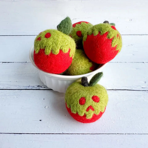 Felt Halloween Poison Apple - Red & Green