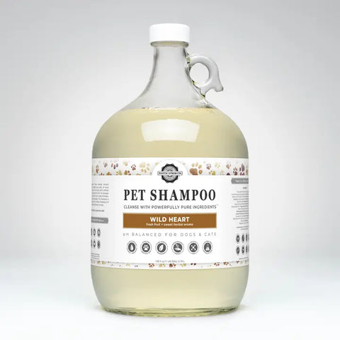 Soothing and Deodorizing Pet Shampoo | 8 oz